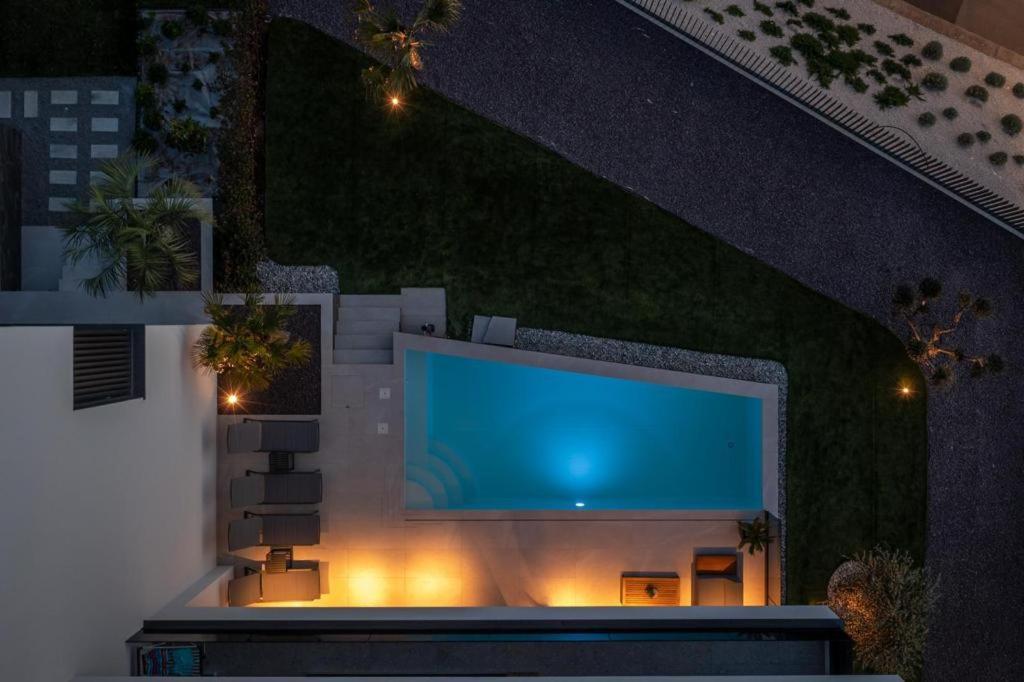 Villa Ameli Apartment With Swimming Pool Fiume Kültér fotó